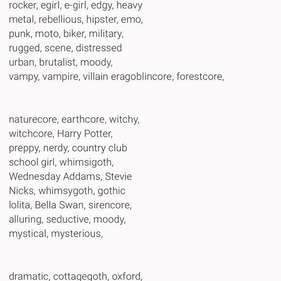 Alessia Rhinestone Skull Pill Box Crossbody Chain Bag. Snap closure. Nwot - Picture 2 of 9